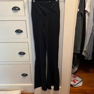 Aerie Crossover Extra flair leggings